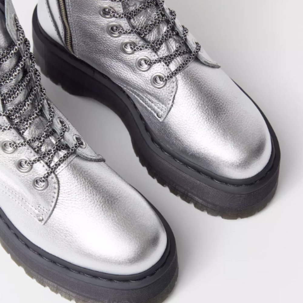 DR. MARTENS JADON MAX PLATFORM METALLIC BOOTS MSRP $280 SOFT & RICH Leather - Picture 14 of 16